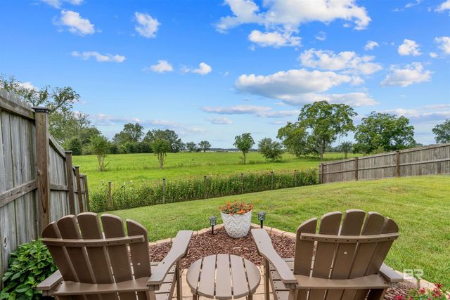 9396 Swan Point Road, Daphne, AL 36526