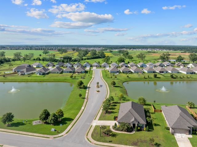 9396 Swan Point Road, Daphne, AL 36526