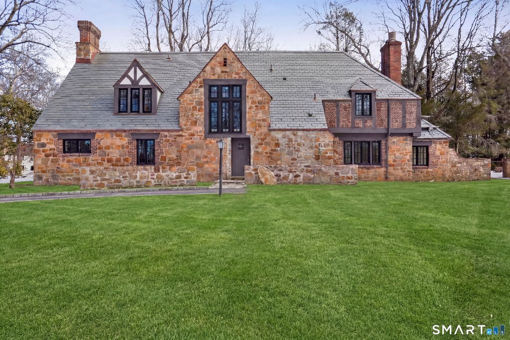 1085 Ridge Road, Hamden, CT 06517