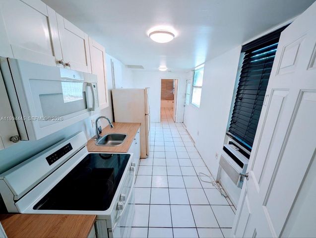 1825 Harding St 5, Hollywood, FL 33020