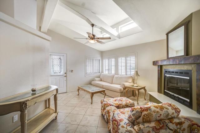 22 Oriole Lane, Oceanside, CA 92057