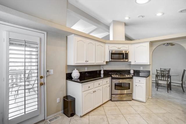 22 Oriole Lane, Oceanside, CA 92057