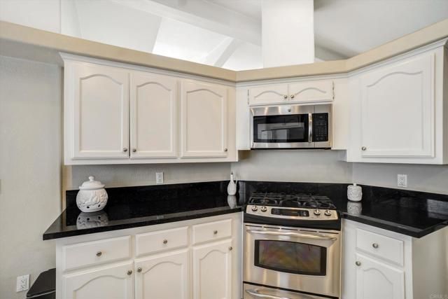 22 Oriole Lane, Oceanside, CA 92057