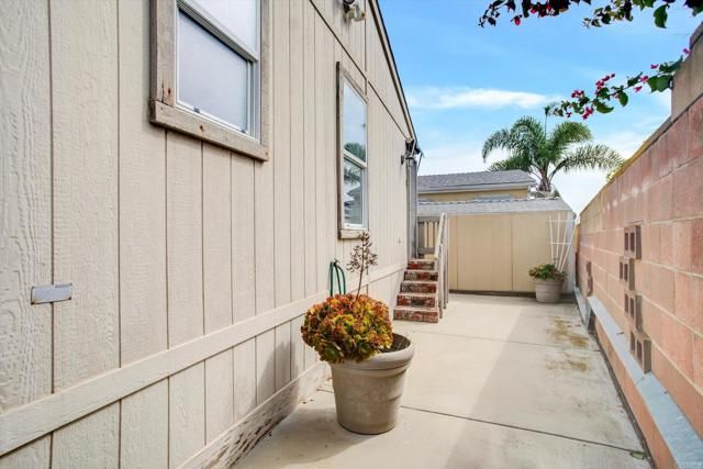 22 Oriole Lane, Oceanside, CA 92057