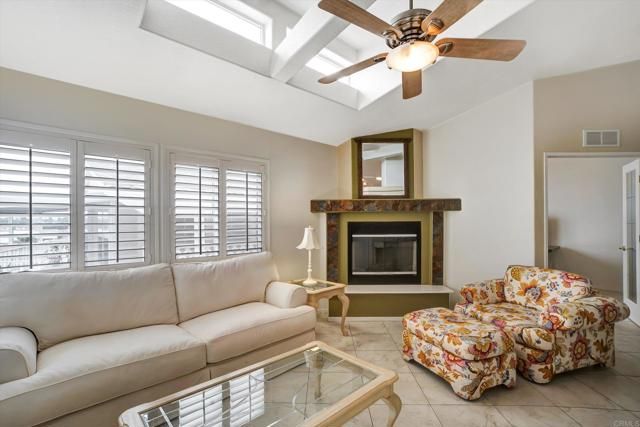 22 Oriole Lane, Oceanside, CA 92057