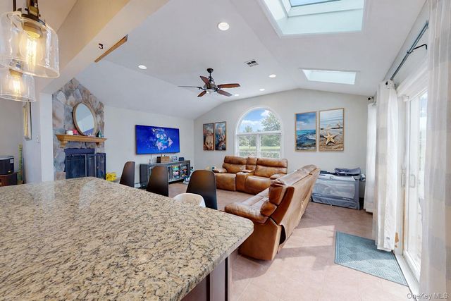 44 Roe Avenue, Cornwall On Hudson, NY 12520