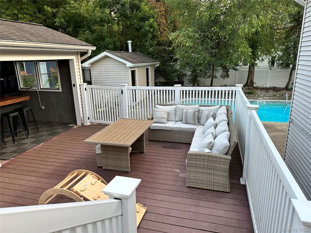 44 Roe Avenue, Cornwall On Hudson, NY 12520