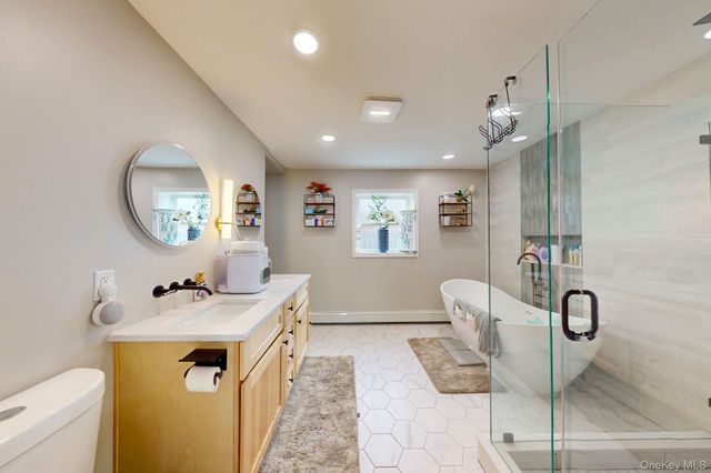 44 Roe Avenue, Cornwall On Hudson, NY 12520