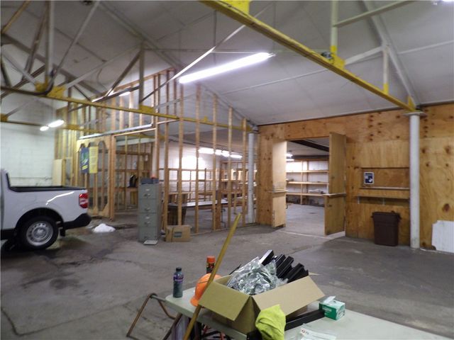 259 E Crawford Ave, Connellsville, PA 15425