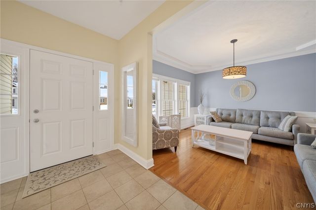 3295 Oak Brook Road, Lysander, NY 13027