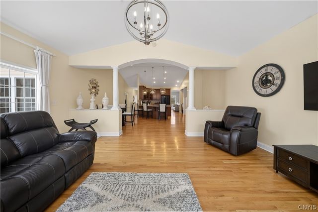 3295 Oak Brook Road, Lysander, NY 13027