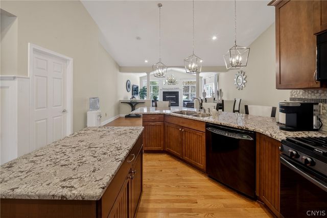 3295 Oak Brook Road, Lysander, NY 13027