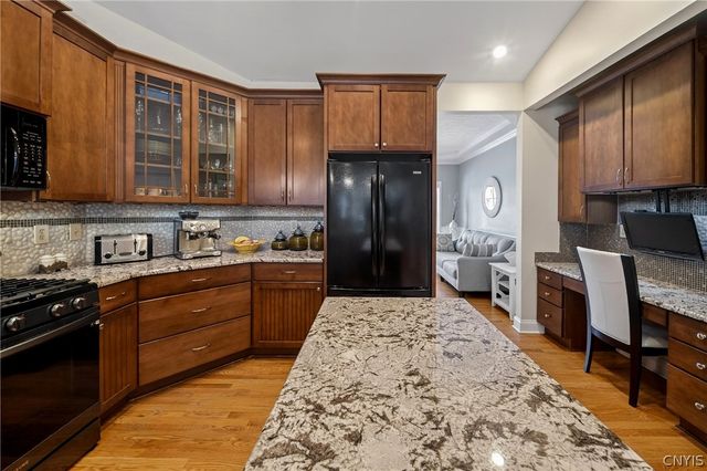 3295 Oak Brook Road, Lysander, NY 13027