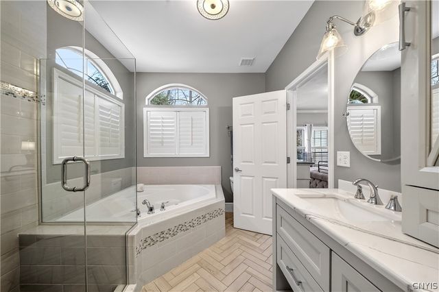 3295 Oak Brook Road, Lysander, NY 13027