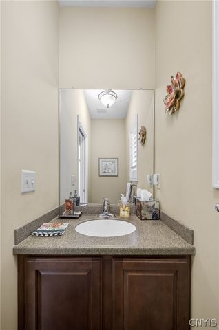 3295 Oak Brook Road, Lysander, NY 13027