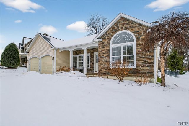 3295 Oak Brook Road, Lysander, NY 13027