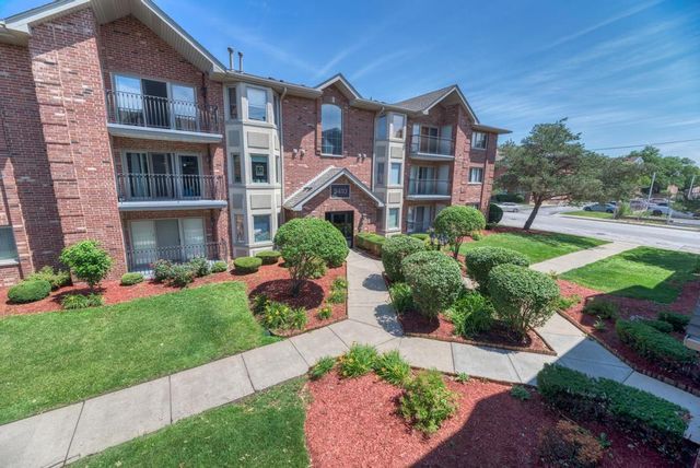 9420 S Melvina Avenue 2NW, Oak Lawn, IL 60453