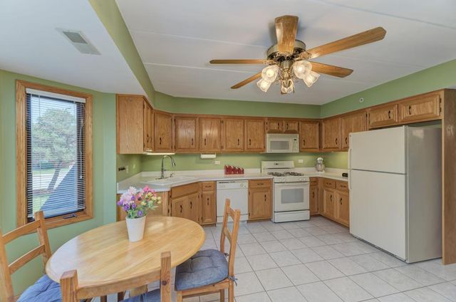 9420 S Melvina Avenue 2NW, Oak Lawn, IL 60453