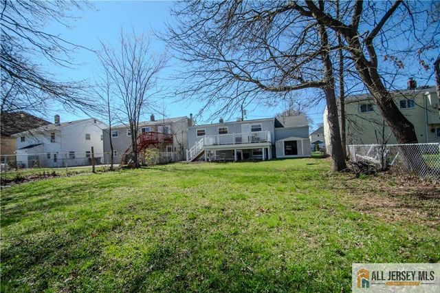 19 Hyde Avenue, Iselin, NJ 08830