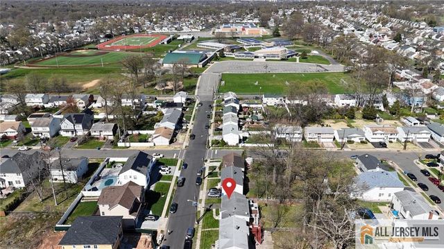 19 Hyde Avenue, Iselin, NJ 08830