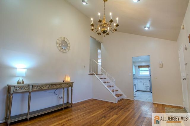 19 Hyde Avenue, Iselin, NJ 08830