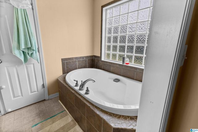 1520 CLAIRMONT DRIVE, Weaver, AL 36277