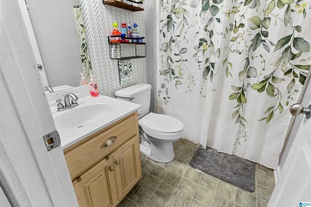 1520 CLAIRMONT DRIVE, Weaver, AL 36277