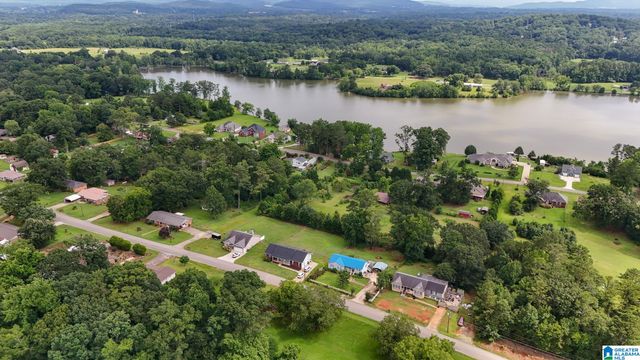 1520 CLAIRMONT DRIVE, Weaver, AL 36277