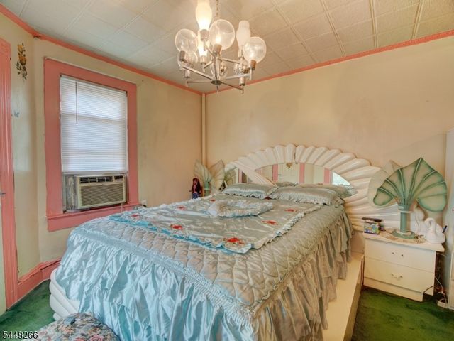 22 Kensington Pl, East Orange City, NJ 07017