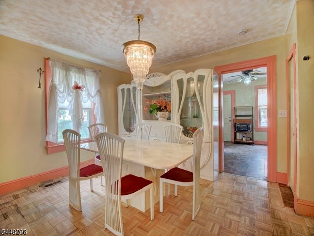 22 Kensington Pl, East Orange City, NJ 07017