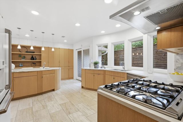 10334 White Rock Place, Dallas, TX 75238