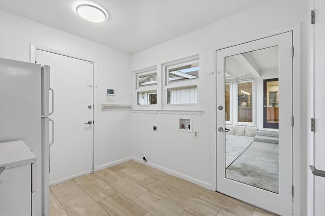 10334 White Rock Place, Dallas, TX 75238