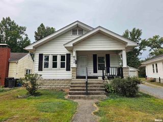611 E Meridian Street, Marion, IL 62959