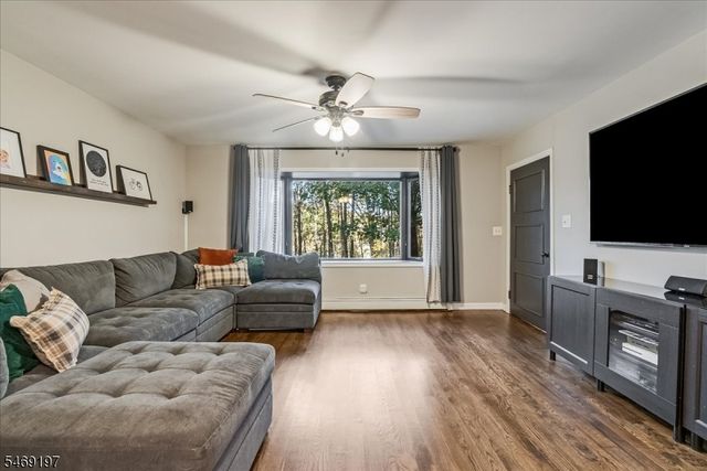 83 Tomahawk Trl, Sparta Twp., NJ 07871