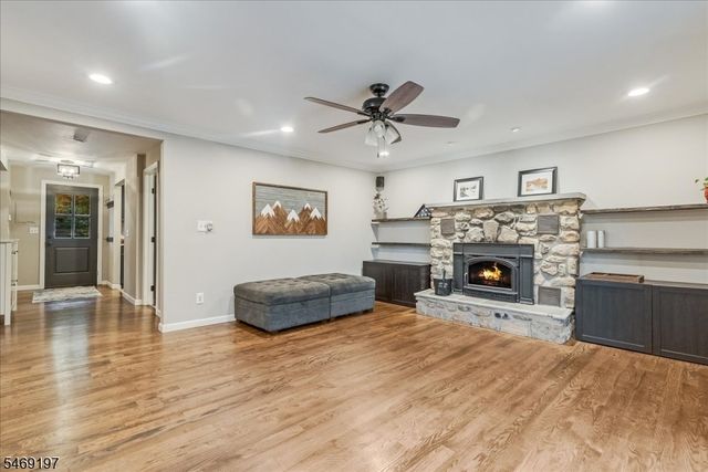 83 Tomahawk Trl, Sparta Twp., NJ 07871