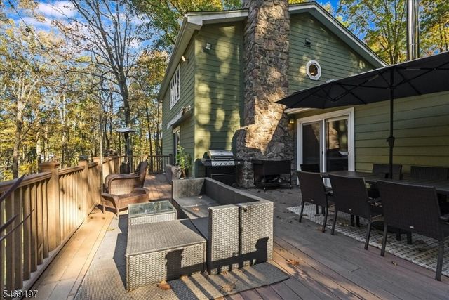 83 Tomahawk Trl, Sparta Twp., NJ 07871