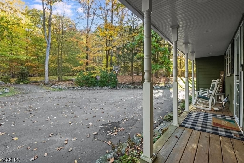 83 Tomahawk Trl, Sparta Twp., NJ 07871 — photo 5