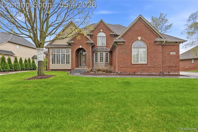 55405 Whitney Drive, Shelby Twp, MI 48315