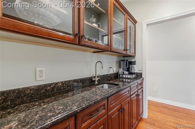 55405 Whitney Drive, Shelby Twp, MI 48315