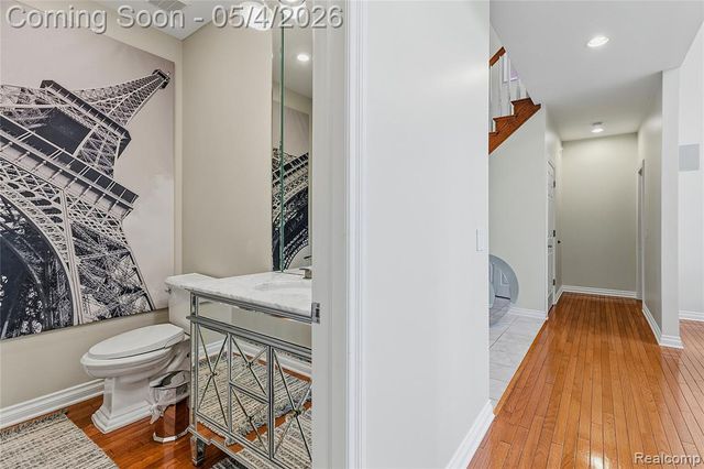 55405 Whitney Drive, Shelby Twp, MI 48315