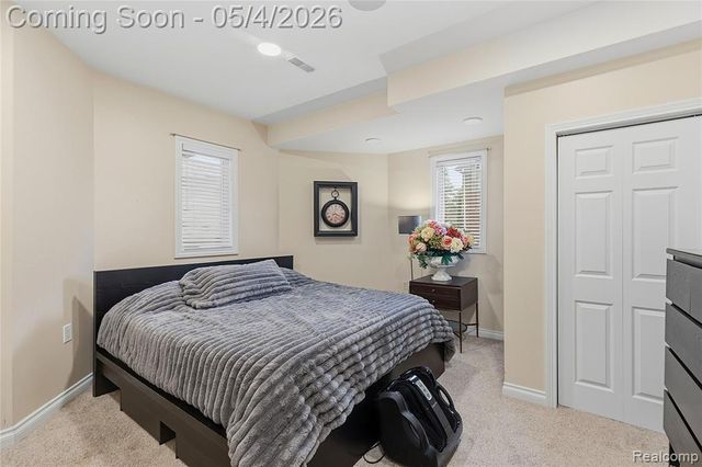 55405 Whitney Drive, Shelby Twp, MI 48315