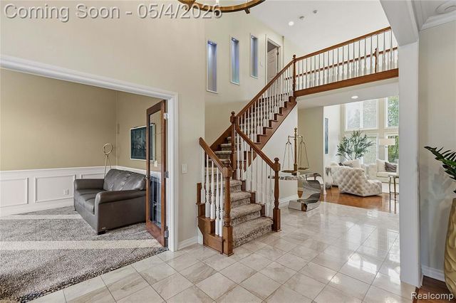 55405 Whitney Drive, Shelby Twp, MI 48315