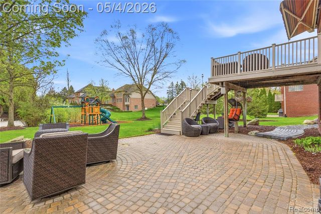 55405 Whitney Drive, Shelby Twp, MI 48315