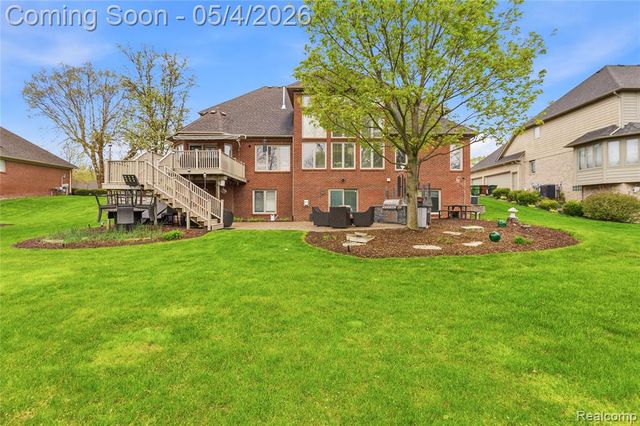55405 Whitney Drive, Shelby Twp, MI 48315