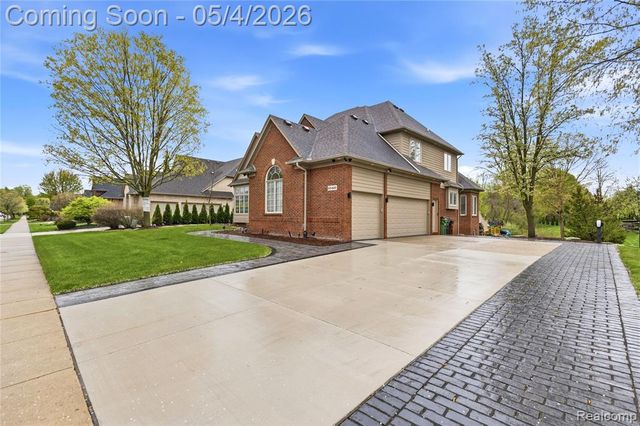 55405 Whitney Drive, Shelby Twp, MI 48315