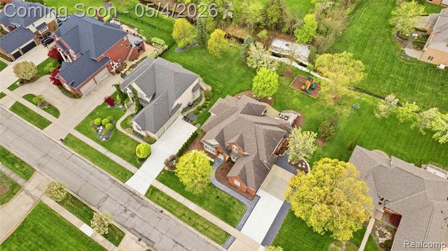 55405 Whitney Drive, Shelby Twp, MI 48315