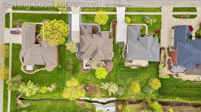 55405 Whitney Drive, Shelby Twp, MI 48315