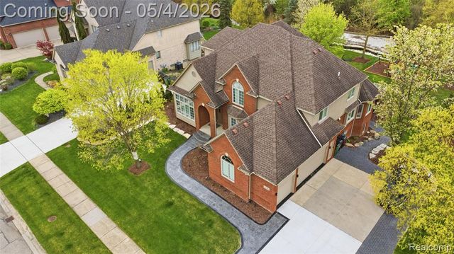 55405 Whitney Drive, Shelby Twp, MI 48315