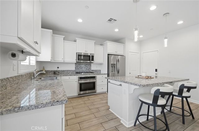 24318 Red Spruce, Murrieta, CA 92562