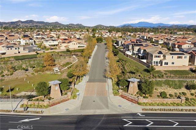 24318 Red Spruce, Murrieta, CA 92562